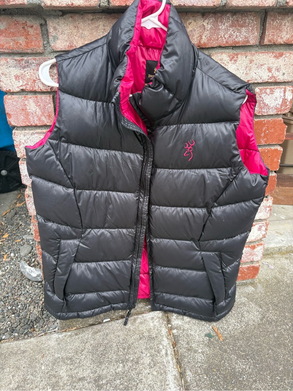 Browning Women’s Black Puffer Vest with Pink Lining